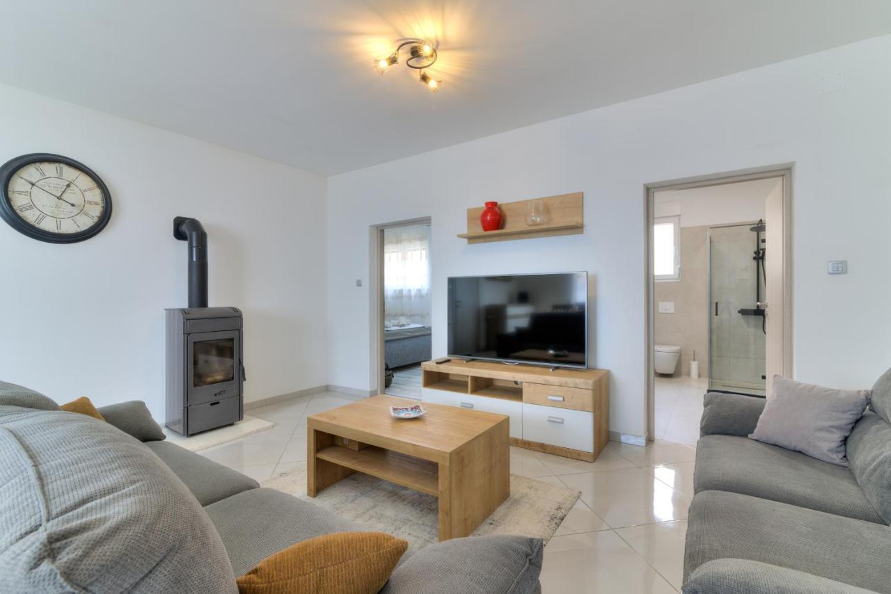 Apartment Luka Senj  Exteriér fotografie